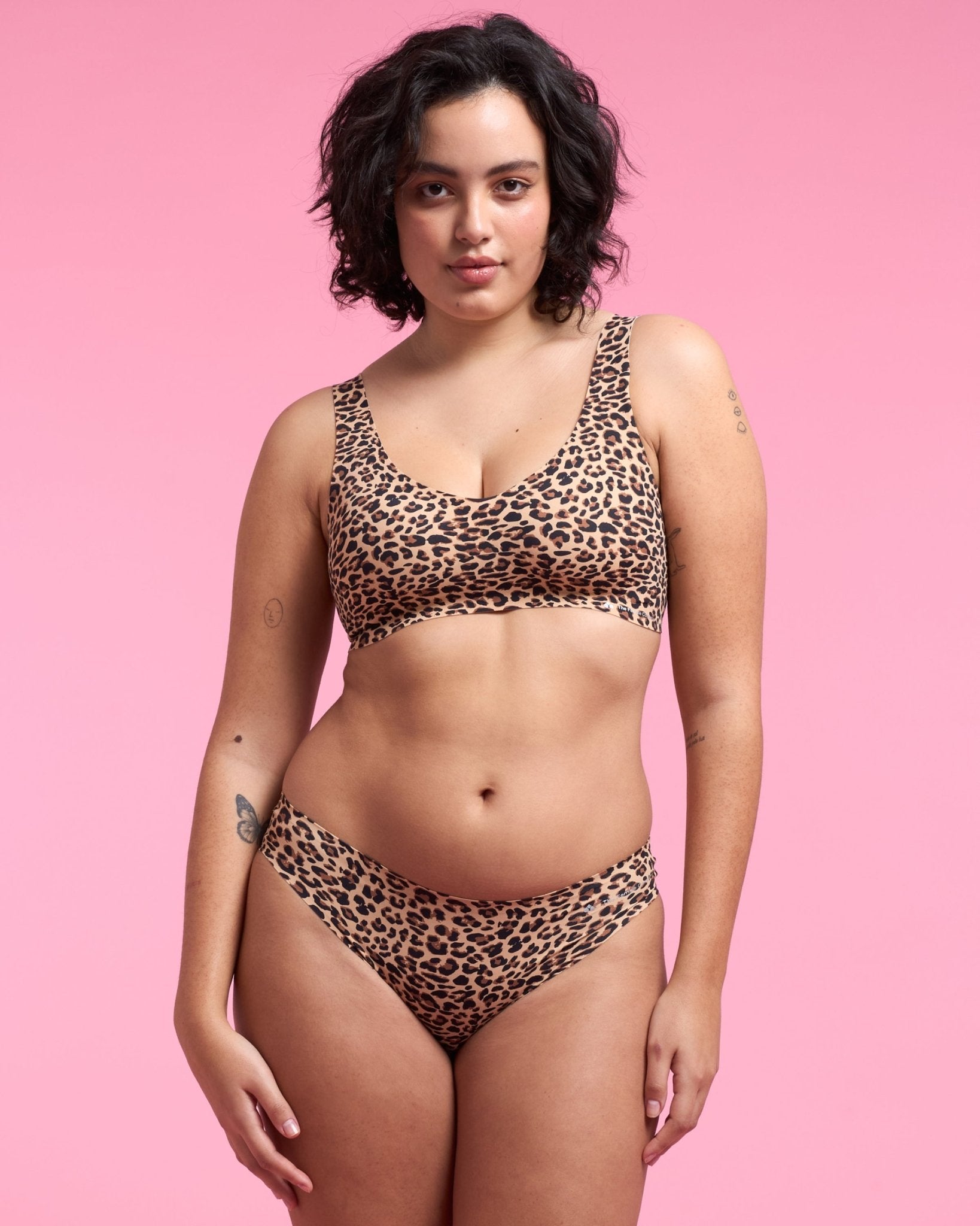 $model_name:Moema$model_height:178cm$model_size:38