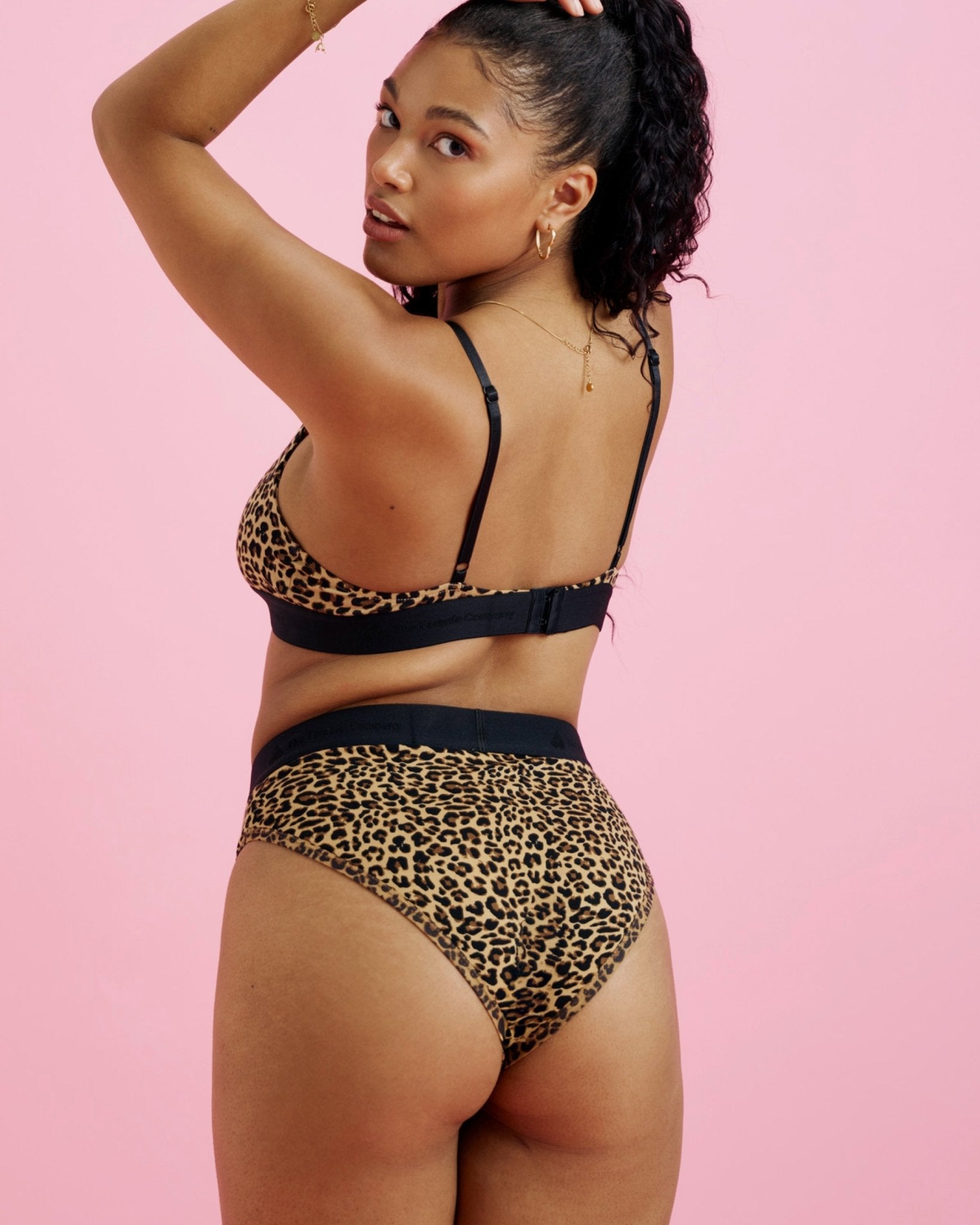 $model_name:Carolyn$model_height:175cm$model_size:42