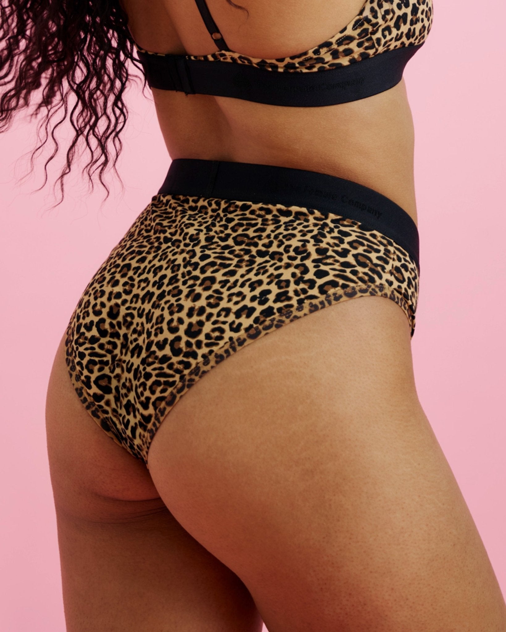 $model_name:Carolyn$model_height:175cm$model_size:42