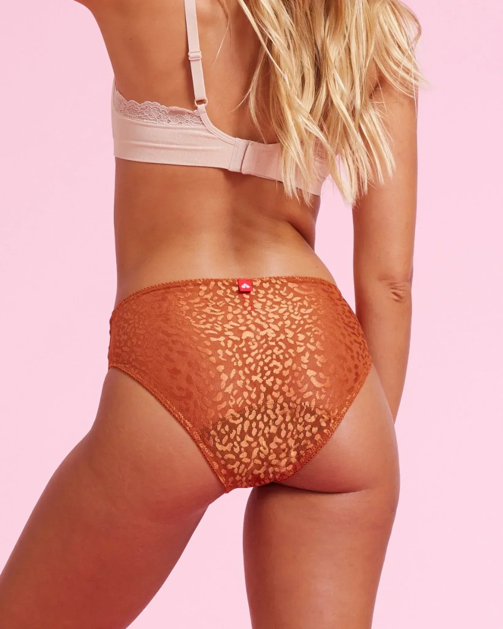 $model_name:Alisa$model_height:175cm$model_size:36