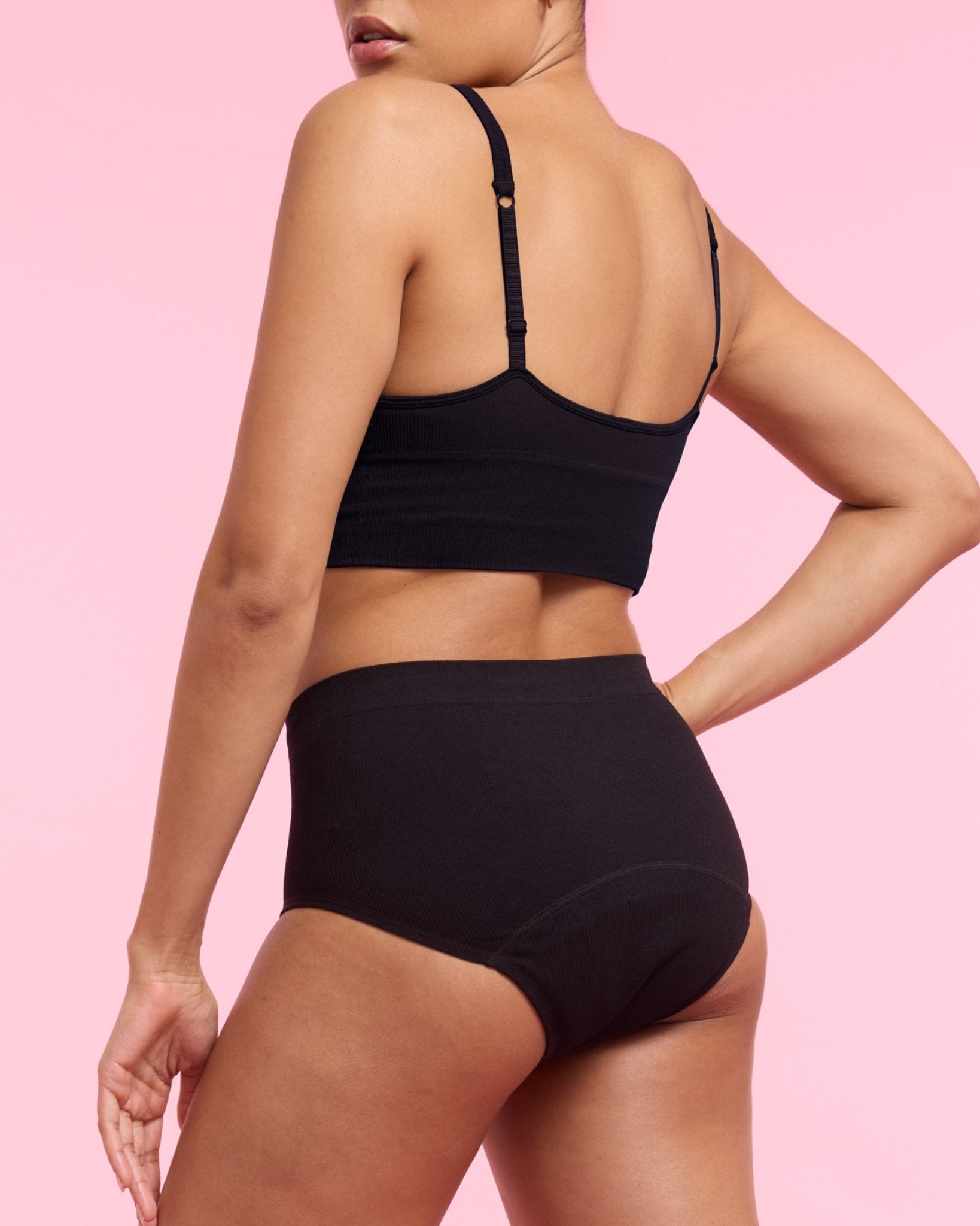 $model_name:Jasmin$model_height:174cm$model_size:M