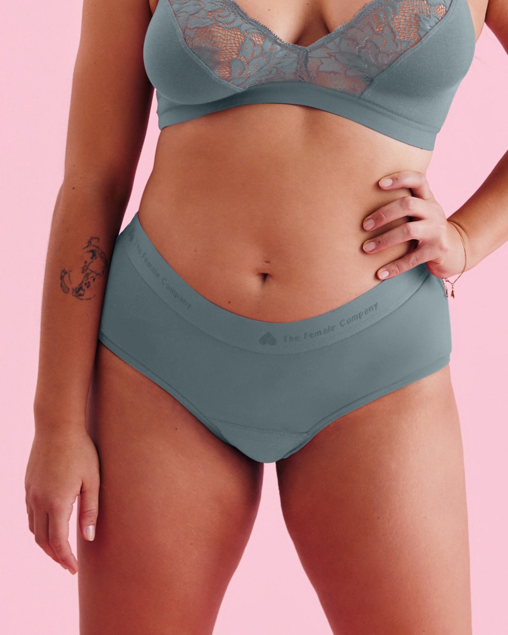 $model_name:Momo$model_height:171cm$model_size:42