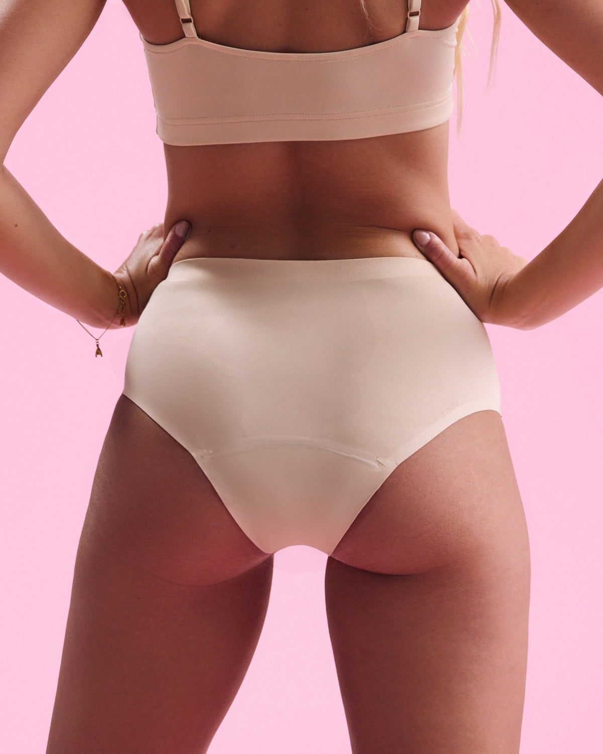 Ultra Strong – Hipster SEAMLESS 1.0