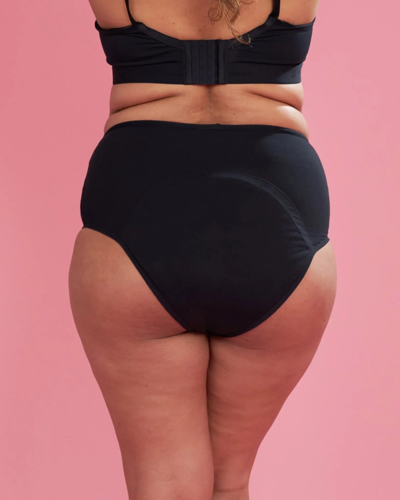 SET: MammaBra® & MammaPanty - The Female Company