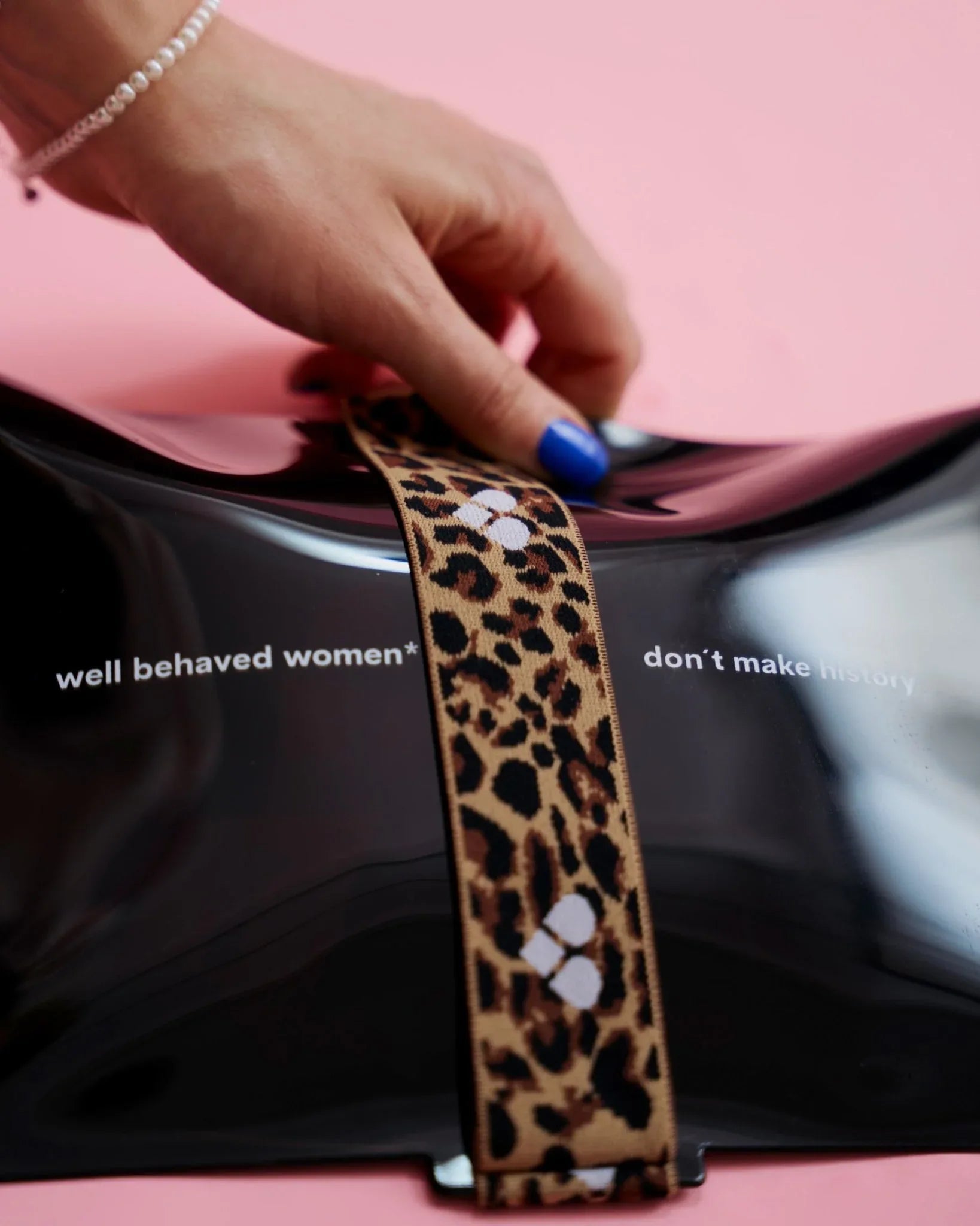 Wetbag - black LEO - The Female Company