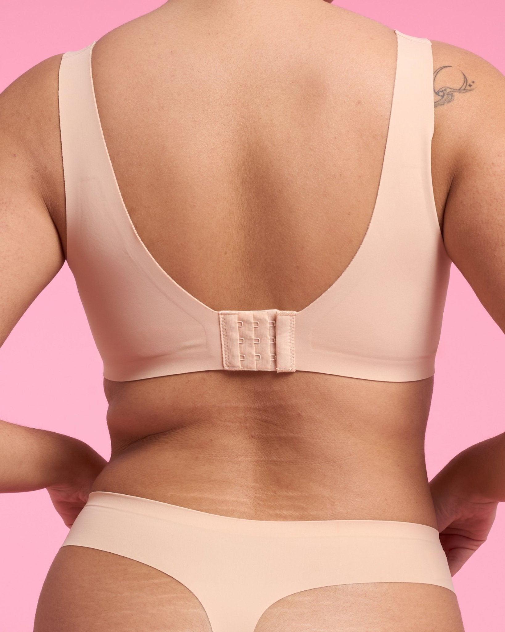 $model_name:Moema$model_height:178cm$model_size:40/42