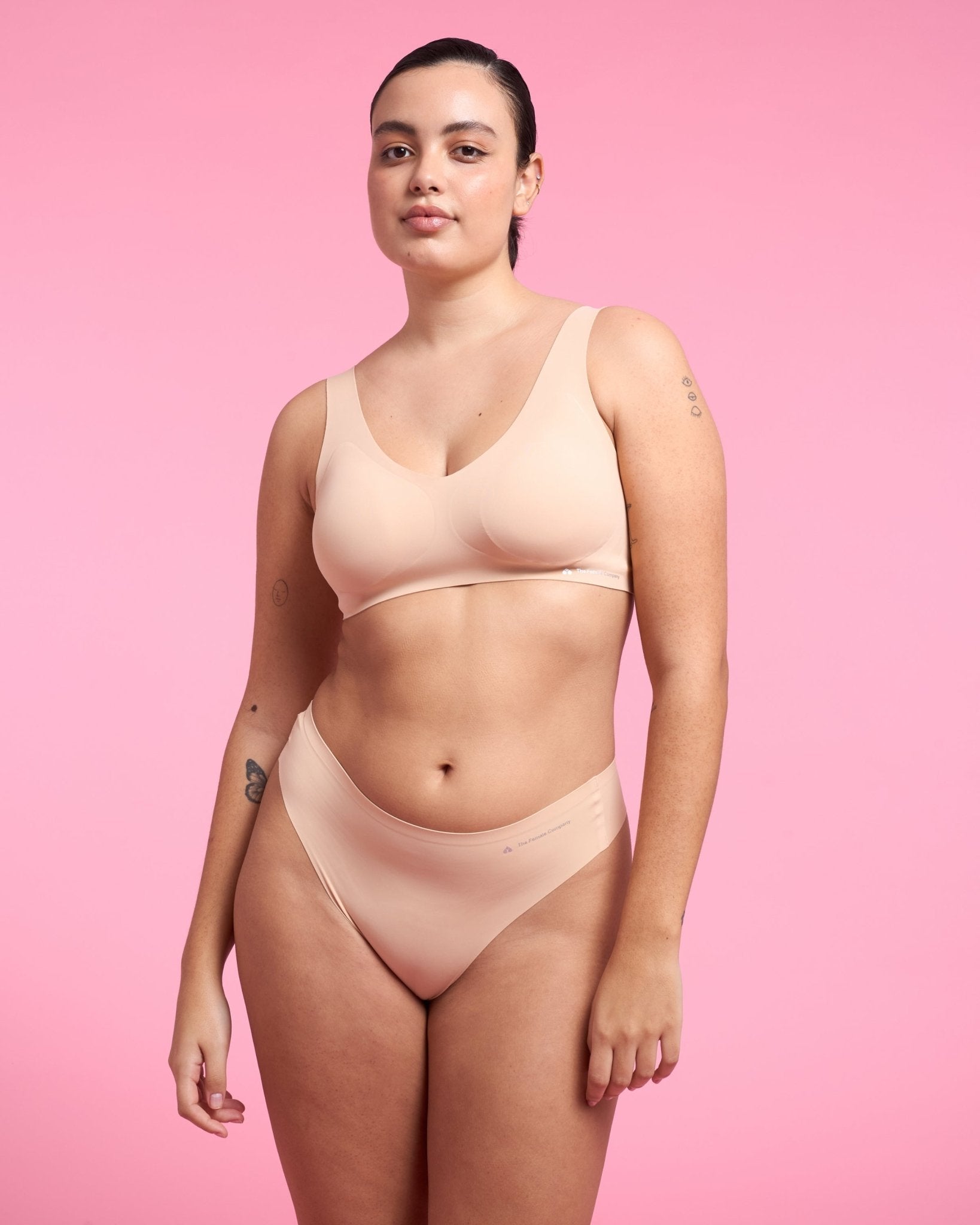 $model_name:Moema$model_height:178cm$model_size:38