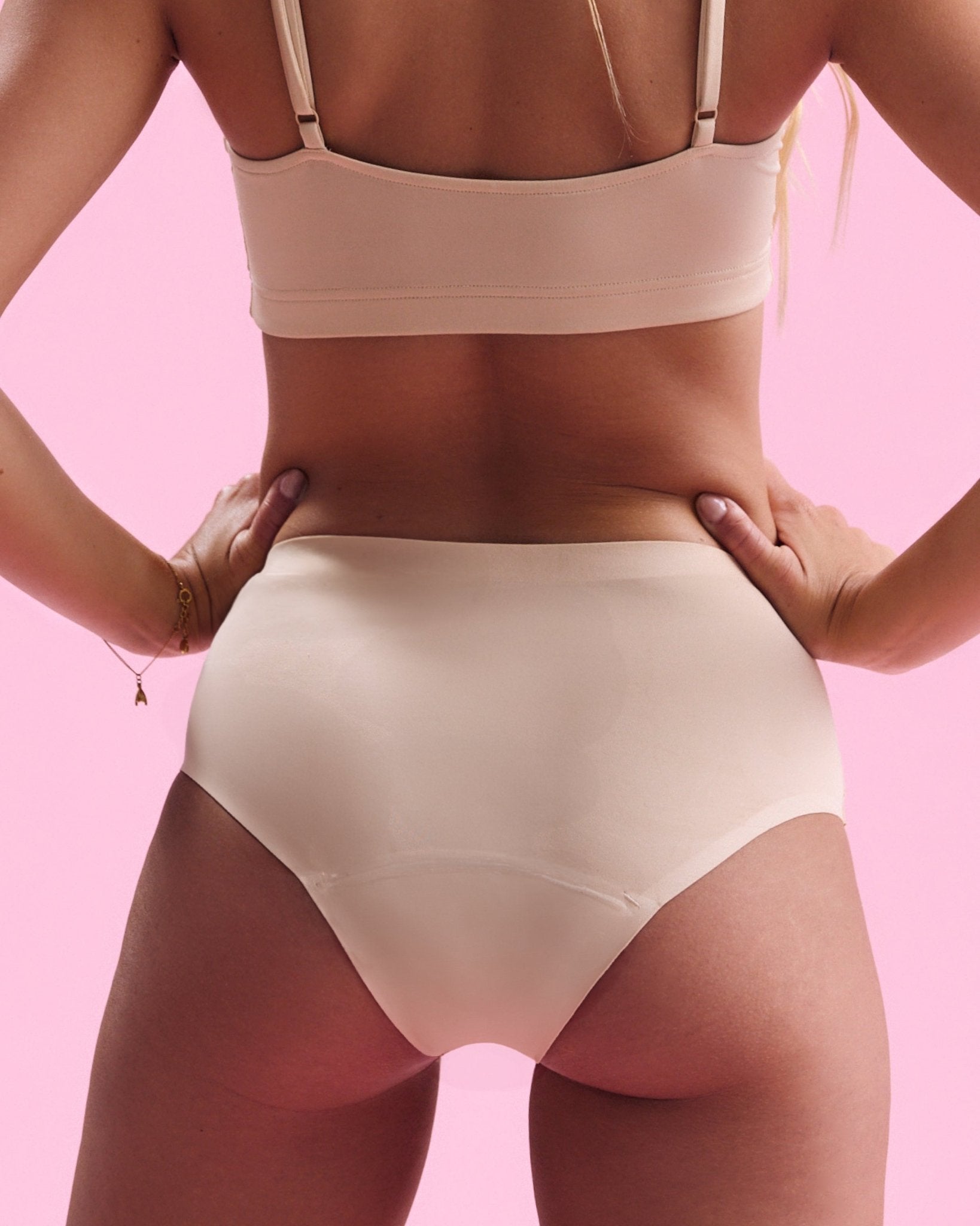 Period Panty – Ultra Strong – Hipster SEAMLESS