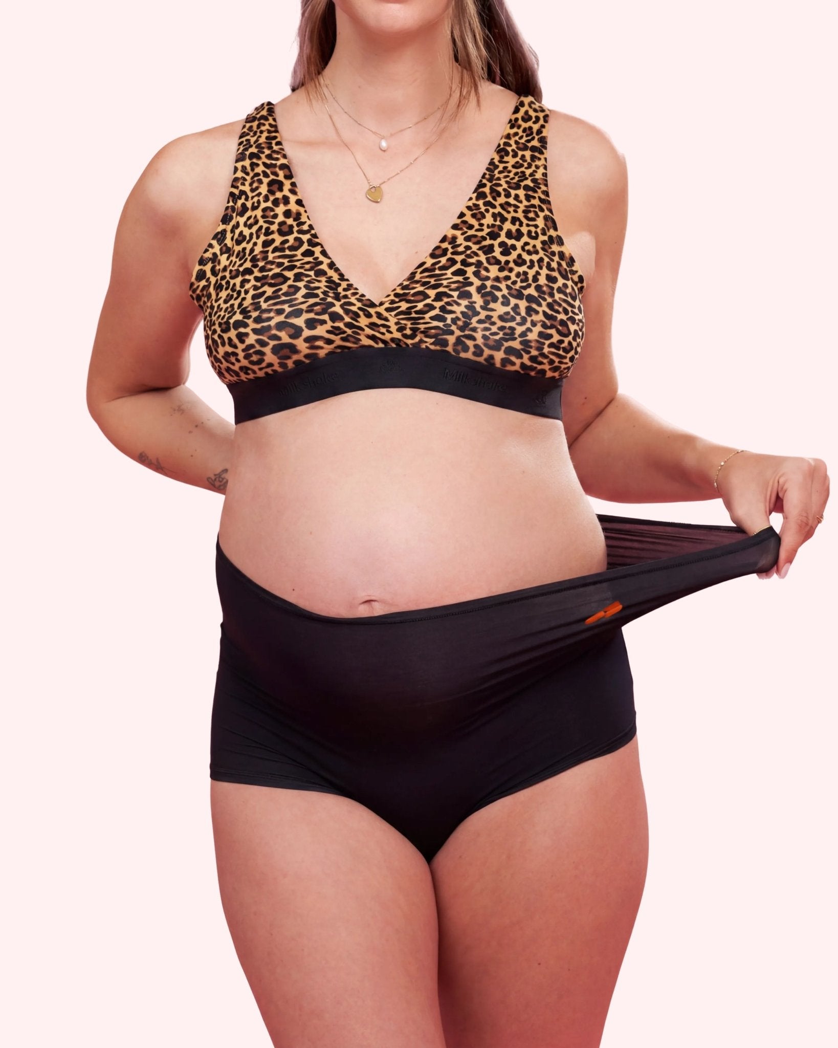 $model_name:Isabelle$model_height:176cm$model_size:M in der Panty & 38 im BH