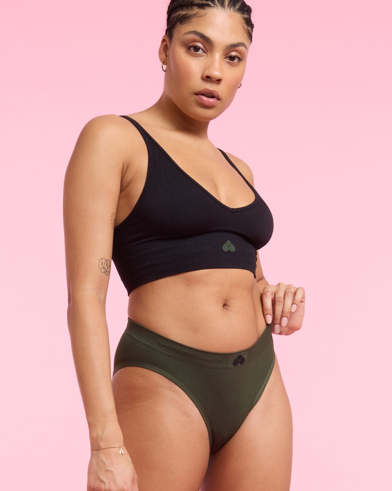 $model_name:Jasmin$model_height:174cm$model_size:M