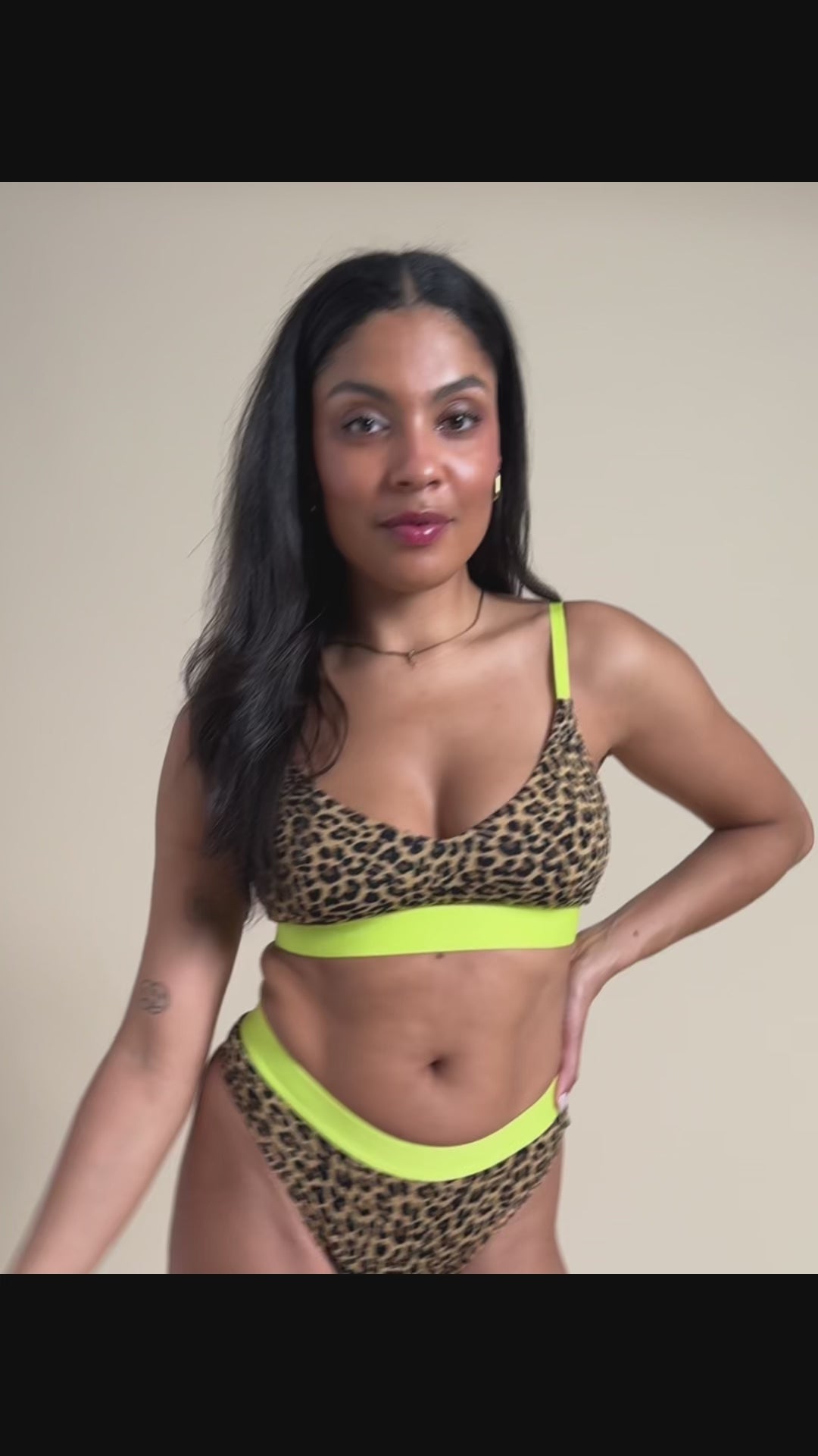 Bralette – V-Shape